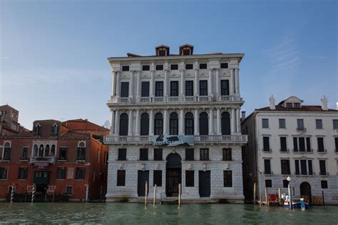 fondazione prada venezia orari lunedì